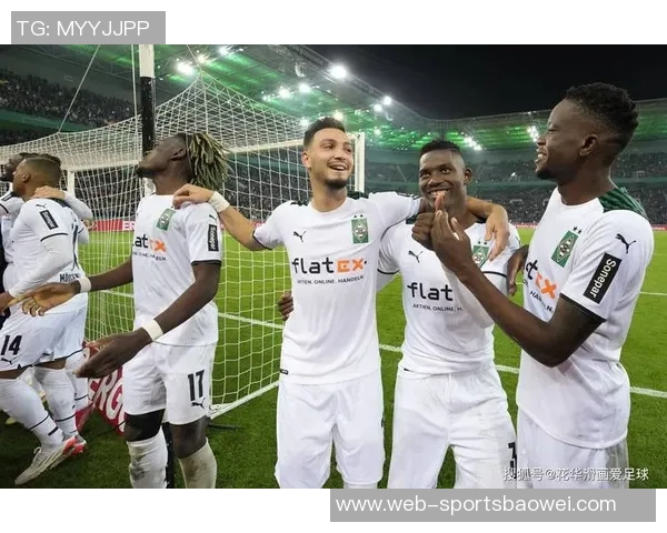 图拉姆因大腿伤缺席一个月后周四重返训练场状态回暖